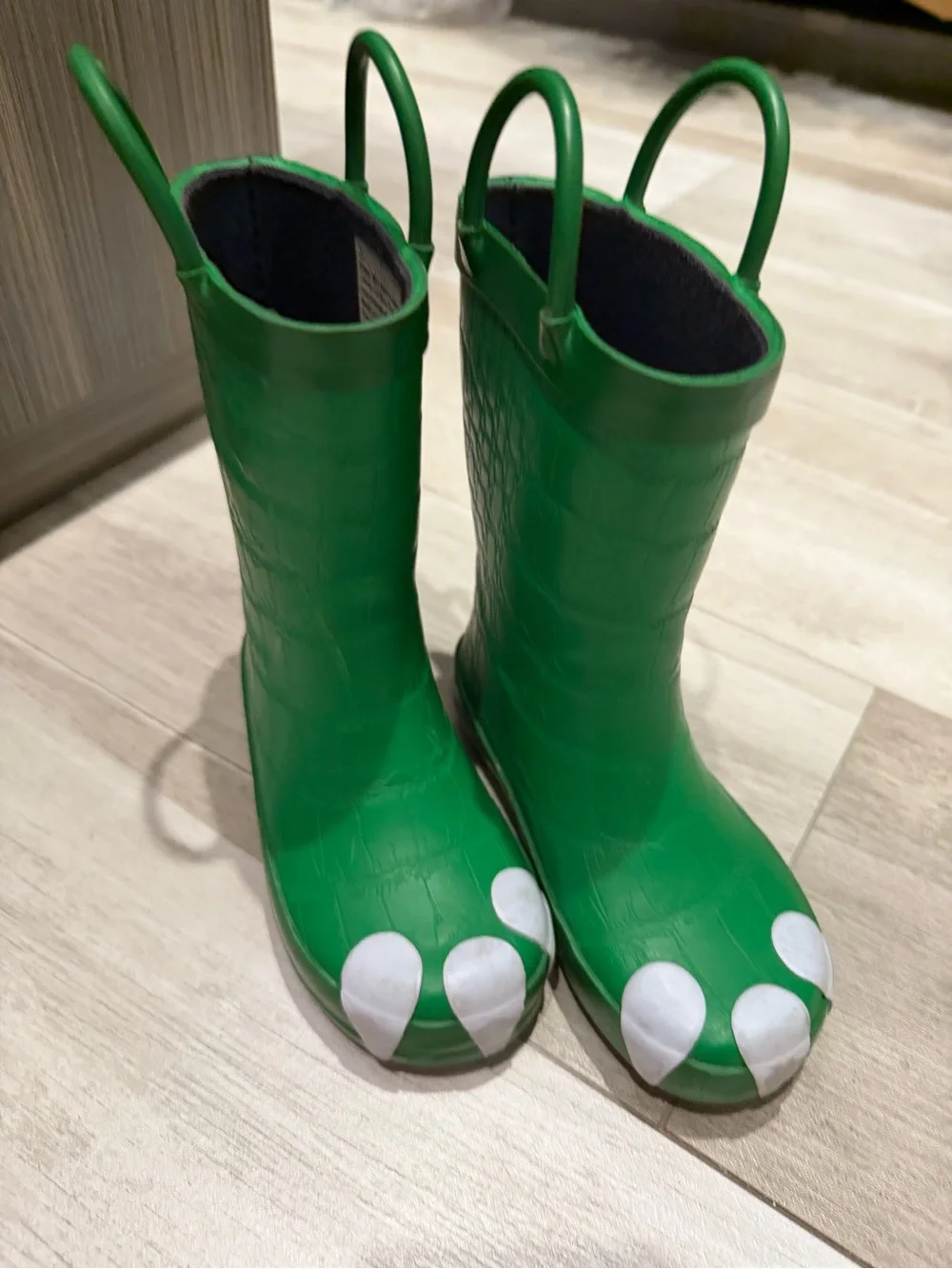Cat & Jack durable green